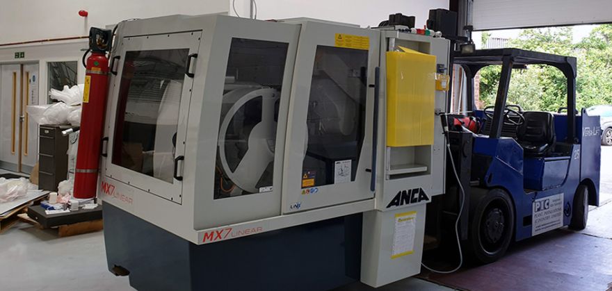 The continued growth at Industrial Tooling Corporation (ITC) has now seen the Tamworth cutting tool experts take delivery of a new ANCA MX7 Linear grinding centre.
